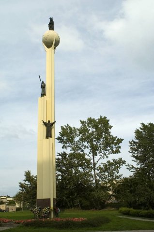 Pomnik Matki Boskiej