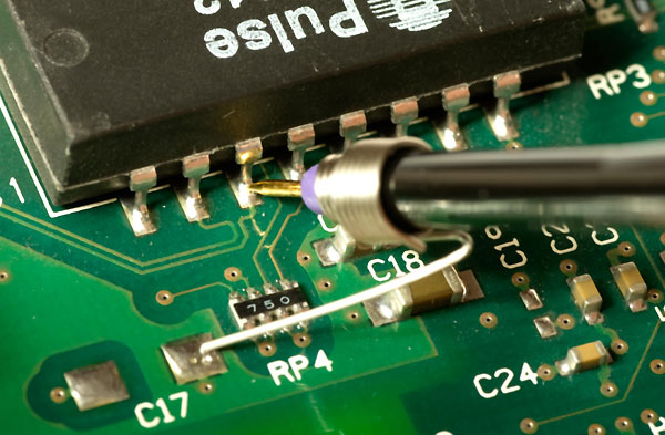 Assymetrical measure of Ethernet signals using passive probe